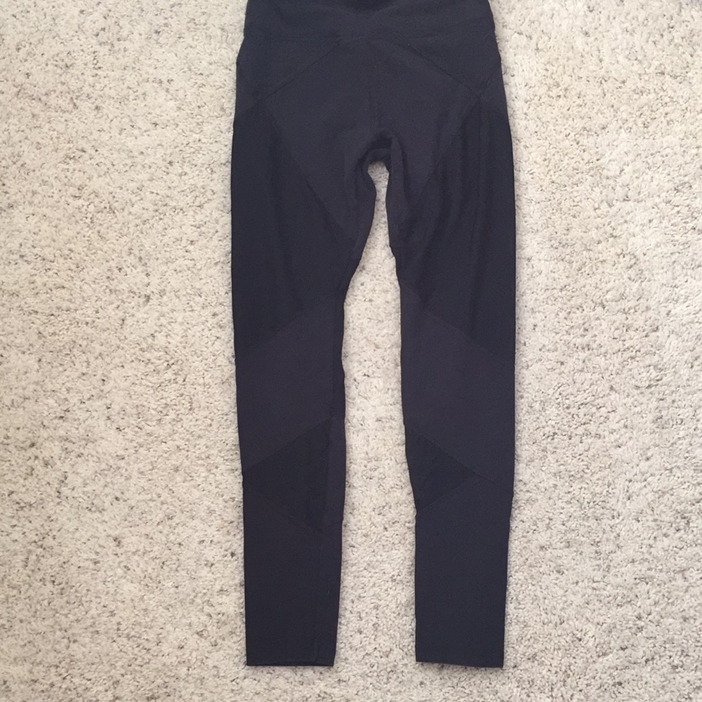 Forever 21 mesh black leggings